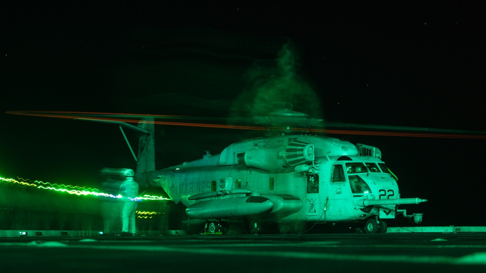 MSPF, 24th MEU (SOC) Fast Rope From CH-53E Super Stallions