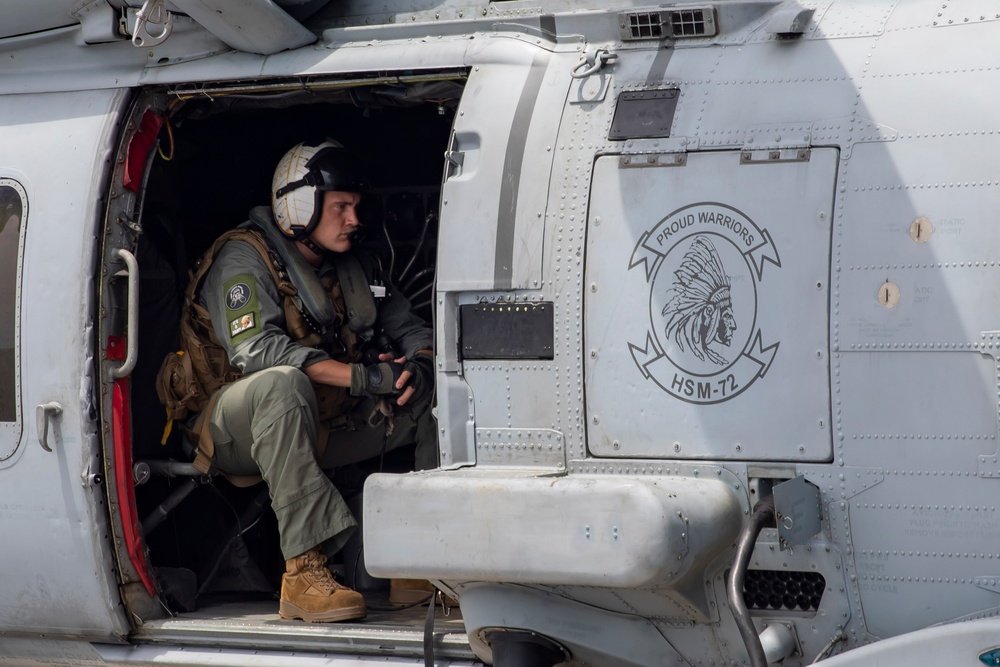 Gettysburg Conducts Flight Operations
