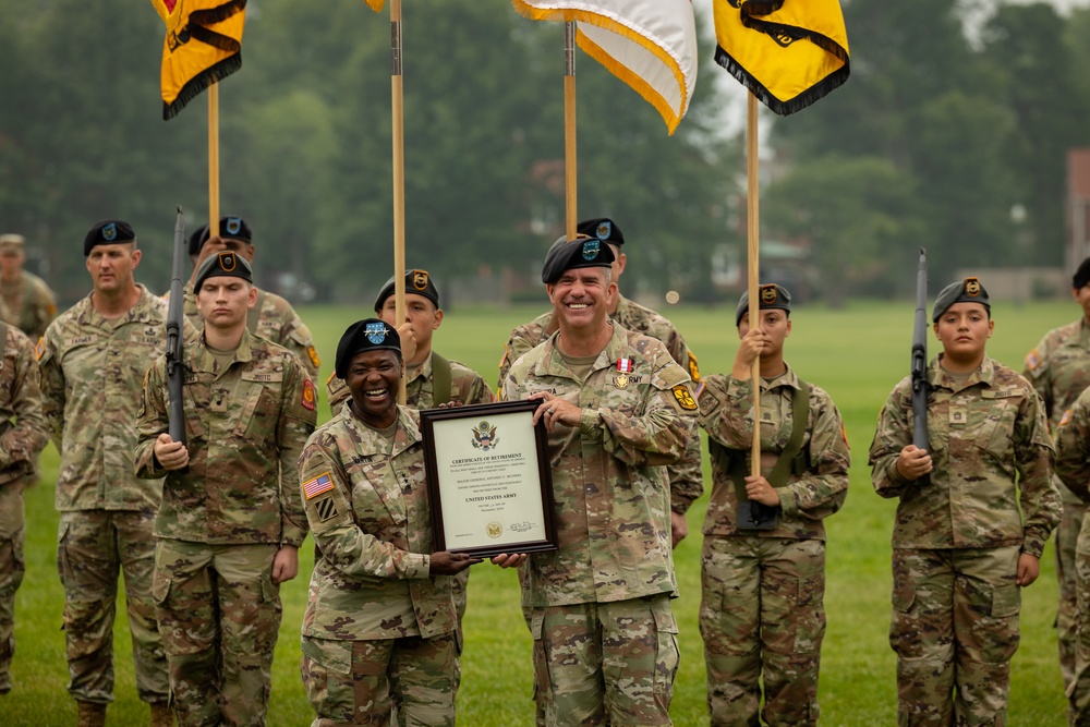 U.S. Army Cadet Command welcomes new commander as Munera retires