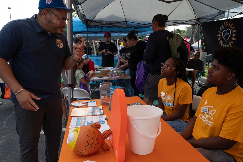 NTAG Miami Sailors Support National Night Out Against Crime