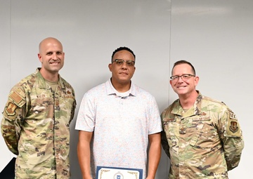 Exceptional OC-ALC performers recognized by commander