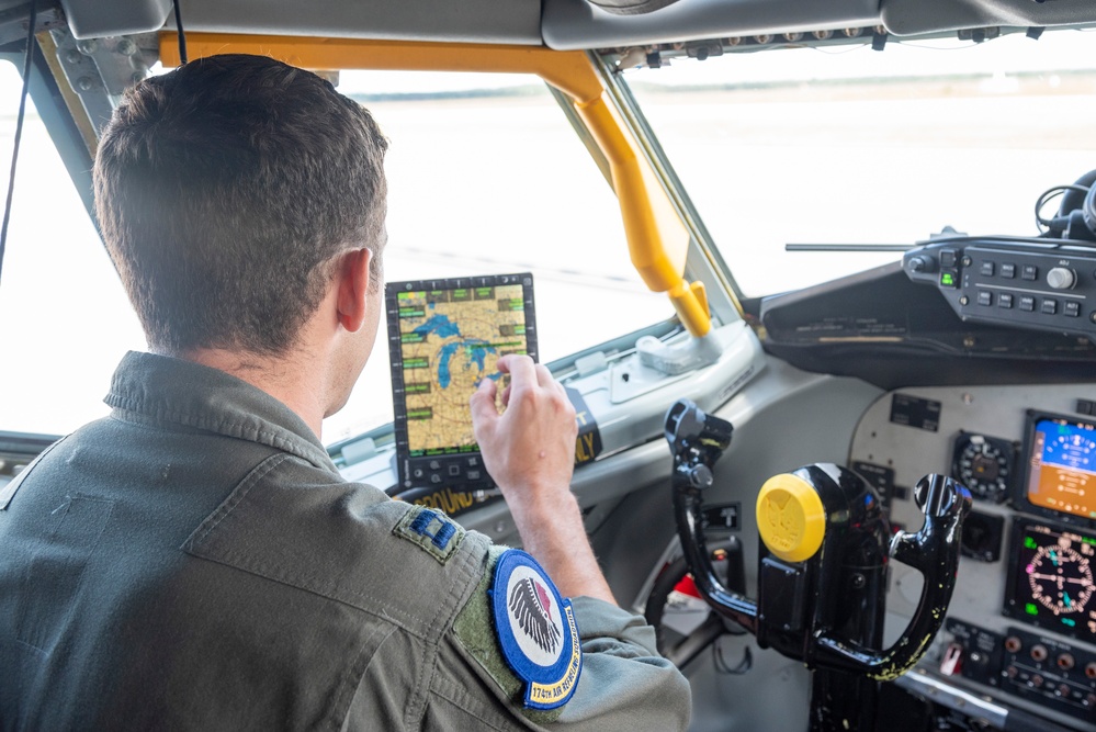 185th Air Refueling Wing Airmen learn to use the RTIC aboard the KC-135R Stratotanker