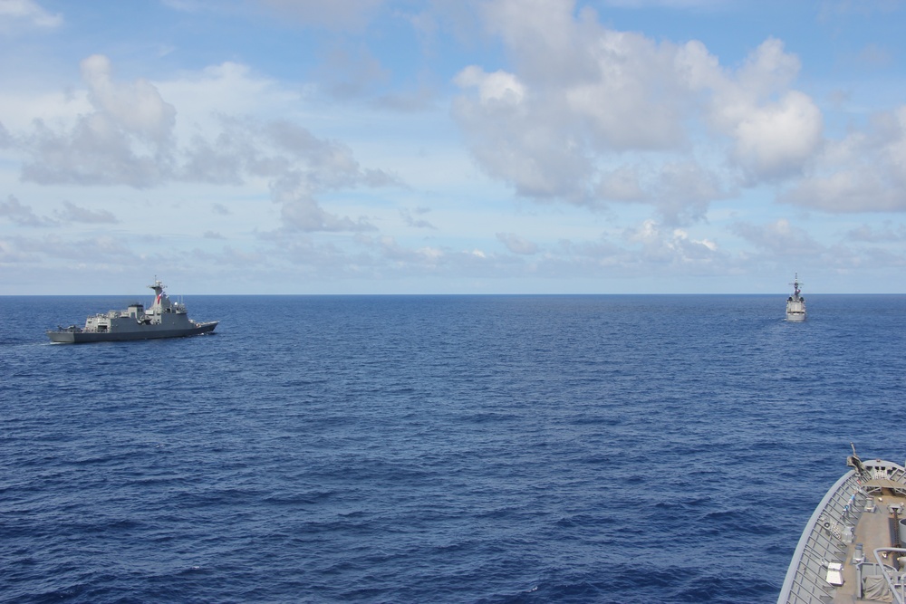 Australia, Canada, the Philippines, and the United States Conduct Multilateral Maritime Cooperation Activity