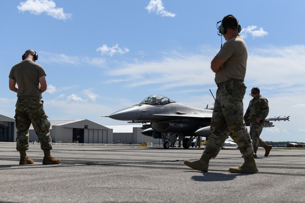 F-16 Integrated Combat Turns at Oscoda during Northern Strike