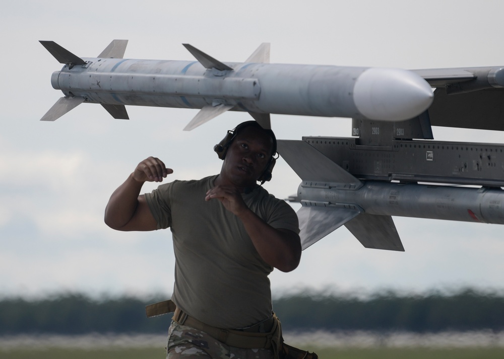 F-16 Integrated Combat Turns at Oscoda during Northern Strike