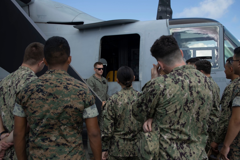 ROTC Midshipmen visit MAG-24 ROTC Midshipmen visit MAG-24