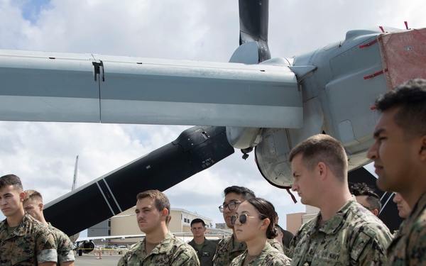 ROTC Midshipmen visit MAG-24