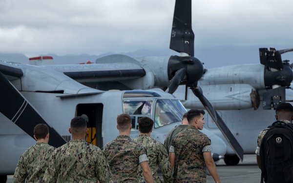 ROTC Midshipmen visit MAG-24