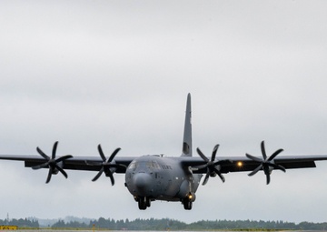 35th FW hosts first Landing Zone Safety Officer course