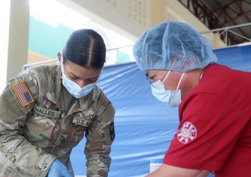 Pacific Partnership 2024-2 Conducts  Side-by-Side with Veterinarians in Legazpi, Philippines