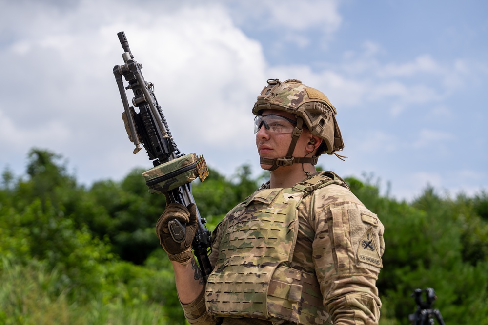 1-36IN conduct team live fires during Pacific Fortitude