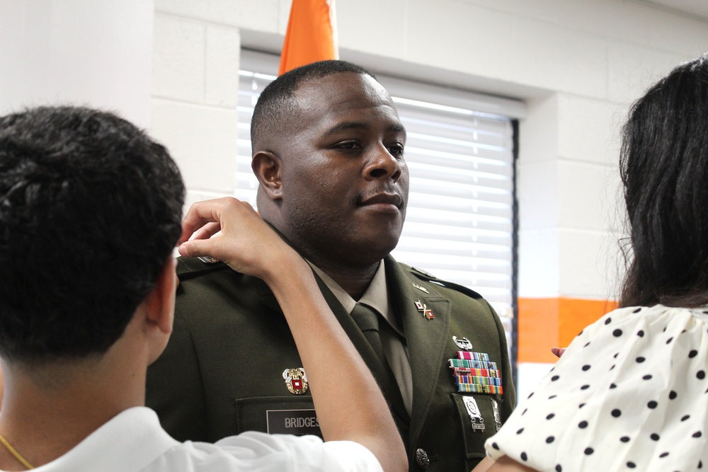 Green to Silver – Signal Soldier gets promoted from Sgt. 1st Class to Captain