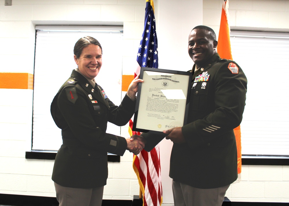 Green to Silver – Signal Soldier gets promoted from Sgt. 1st Class to Captain