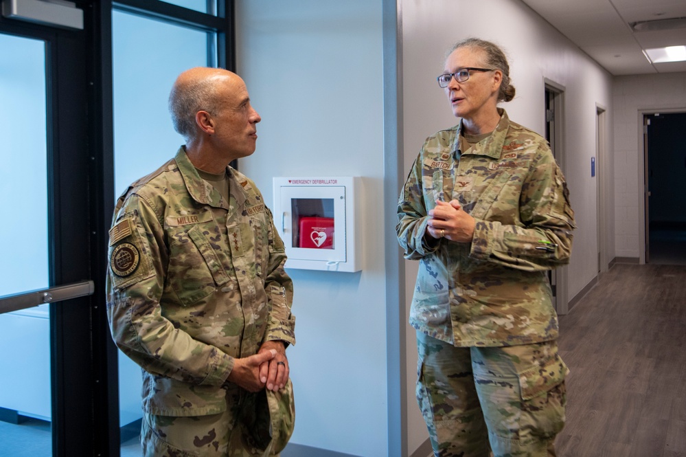 24th U.S. Air Force Surgeon General visits Rickenbacker