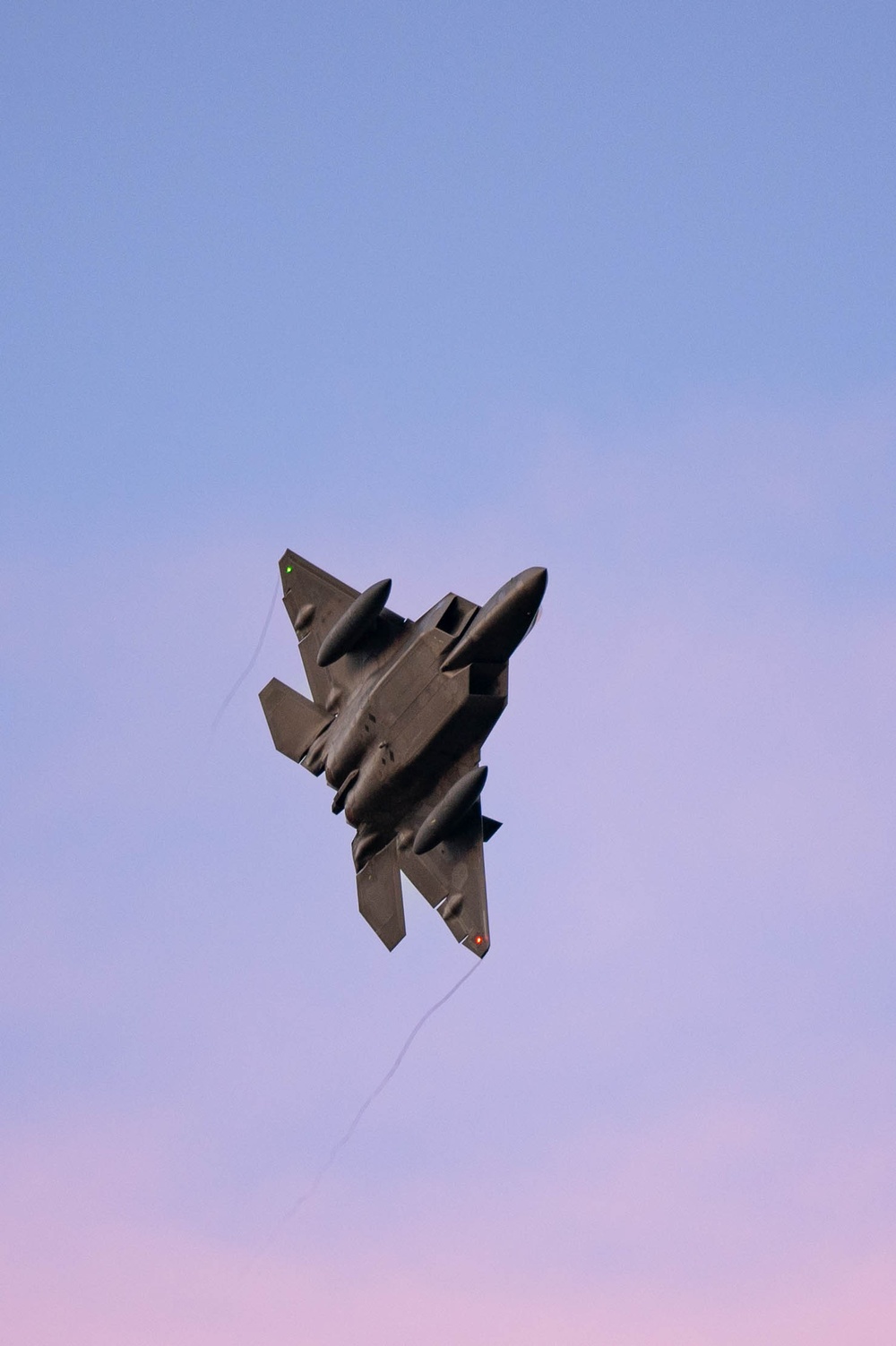 F-22s deploy to CENTCOM area to deter aggression via RAF Lakenheath