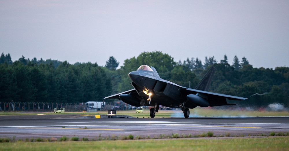 F-22s deploy to CENTCOM area to deter aggression via RAF Lakenheath