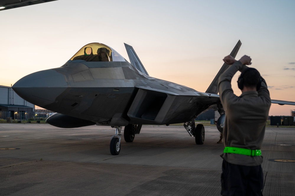 F-22s deploy to CENTCOM area to deter aggression via RAF Lakenheath