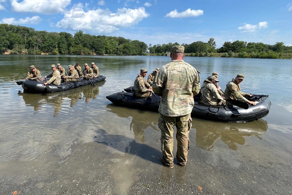 1-104th Cavalry Soldiers conduct waterborne operations training