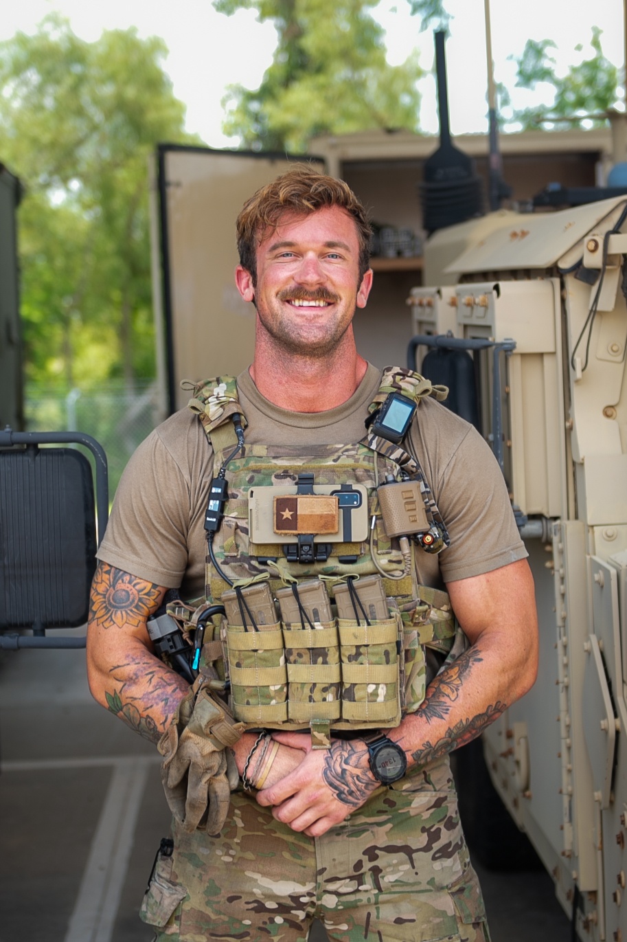 Senior Airman Ty Carter Earns Diamond Sharp Award