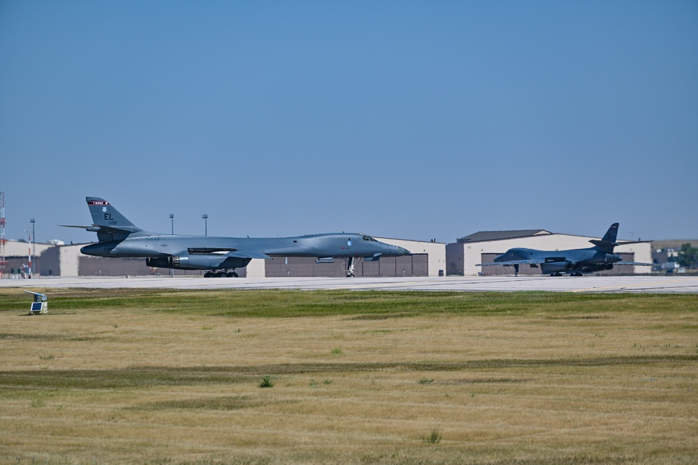 B-1B Lancers return from CONUS-to-CONUS mission