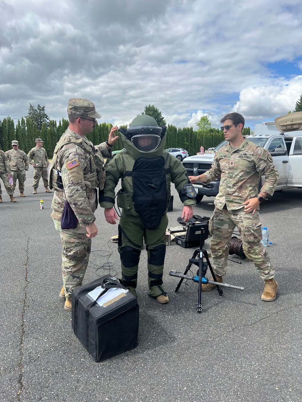 US Army EOD techs train to defeat explosive drones during Operation Cascade Defense