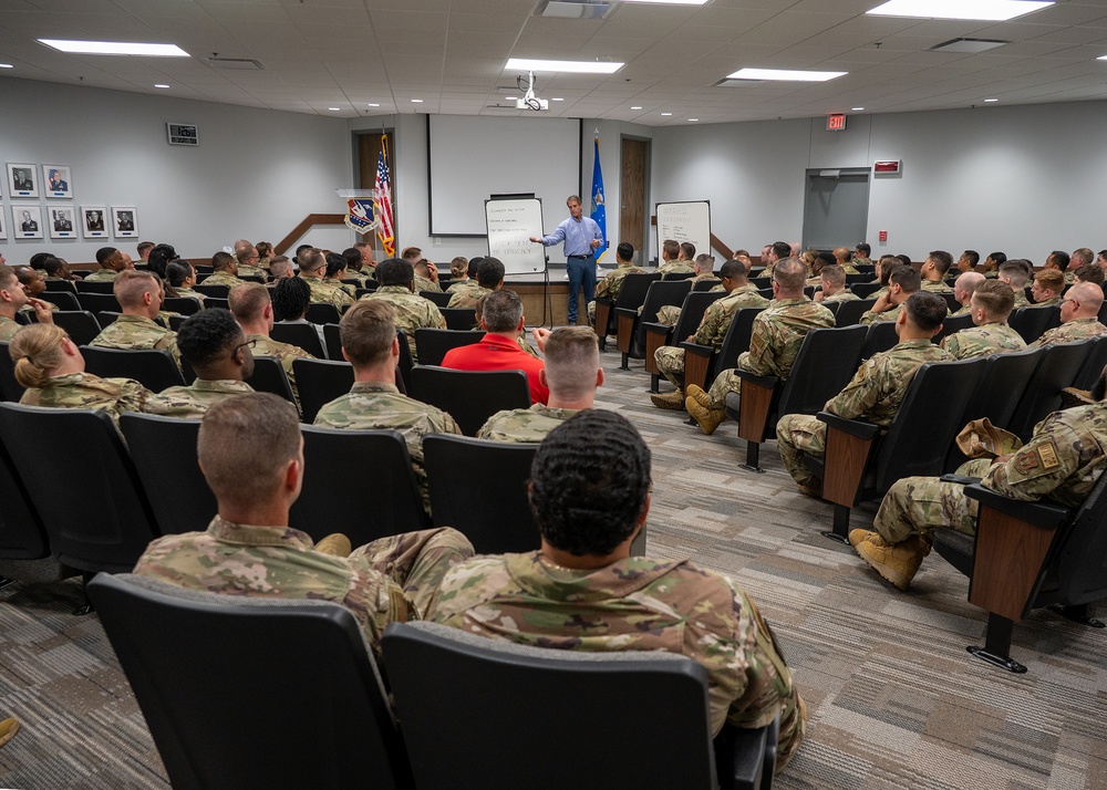 SEAL Officer Delivers Professional Development Seminar to Reserve Airmen