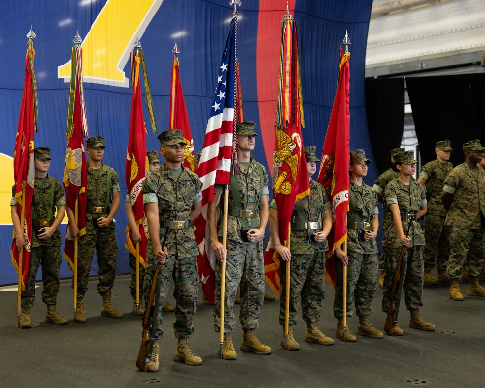 DVIDS - Images - MARFORCOM Welcomes New Commander [Image 11 of 12]