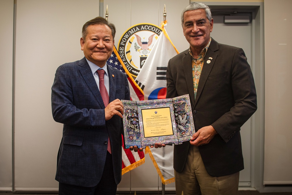 Minister of Interior and Safety, Republic of Korea Visits DPAA