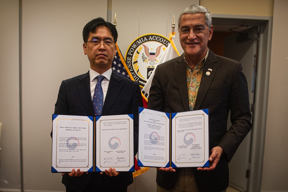Minister of Interior and Safety, Republic of Korea Visits DPAA