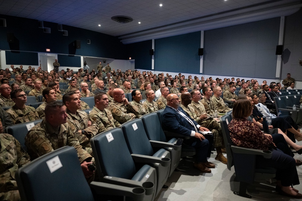CSAF and CMSAF visit Team Kirtland