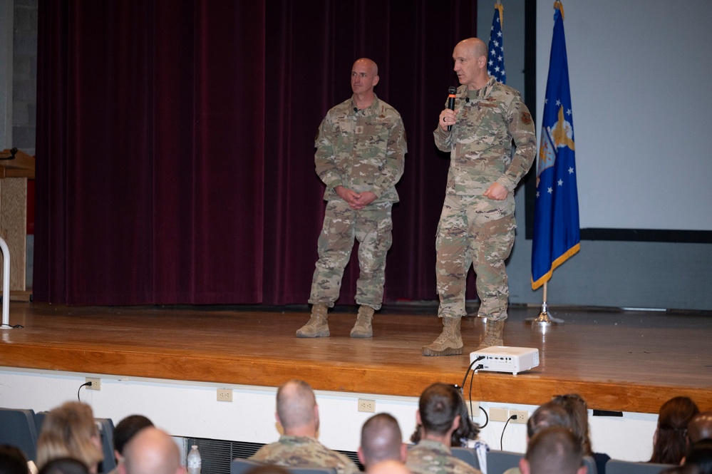 CSAF and CMSAF visit Team Kirtland