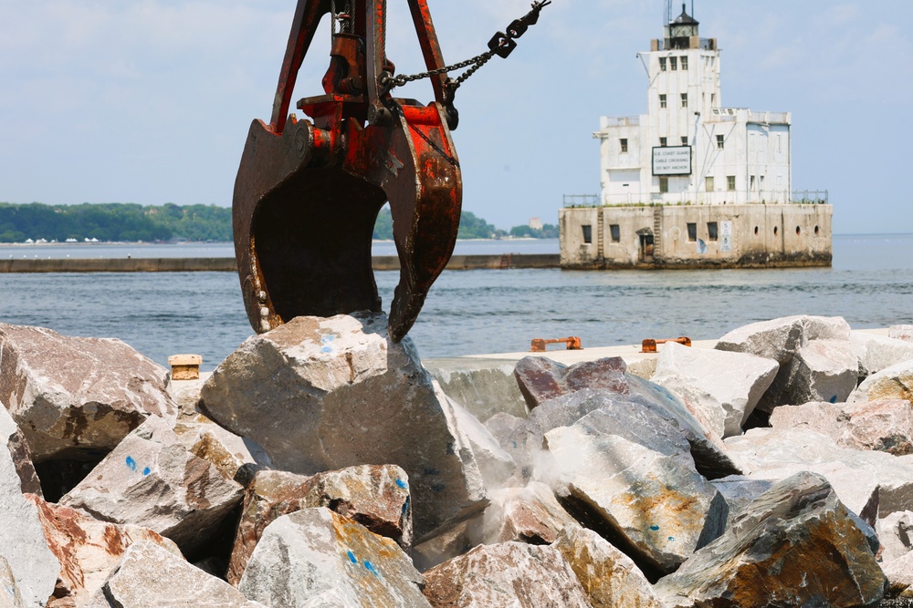 USACE Chicago, Lake Michigan Floating Plant works on Milwaukee Harbor south breakwater