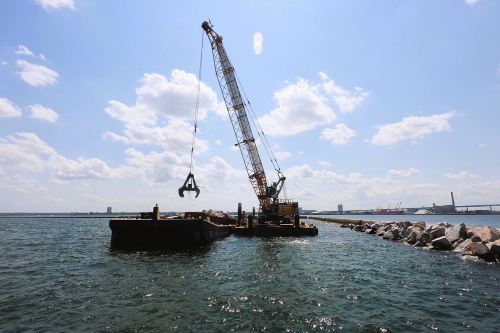 USACE Chicago, Lake Michigan Floating Plant works on Milwaukee Harbor south breakwater