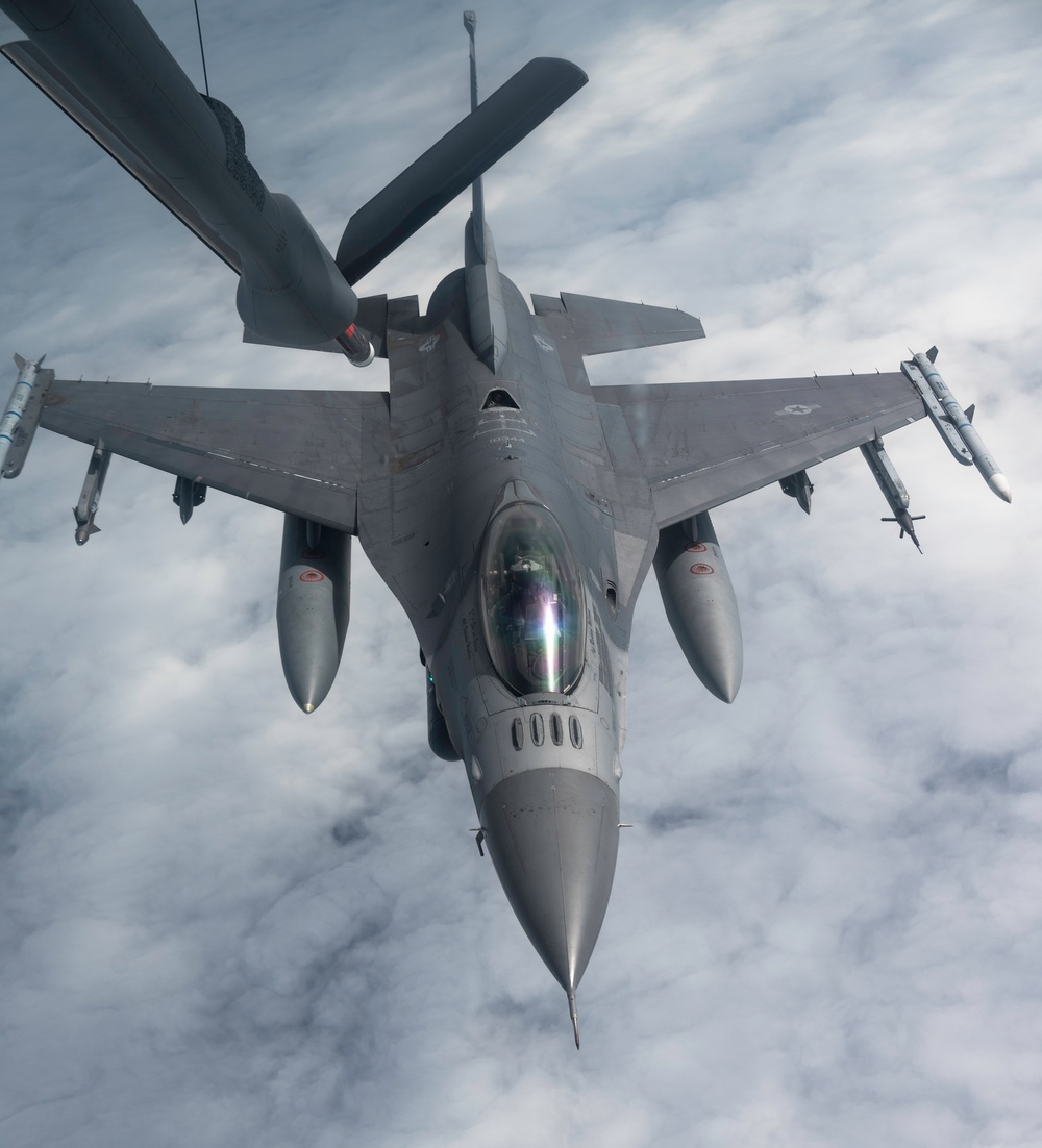 91st ARS refuels fighter aircraft during Exercise Bamboo Eagle 24-3