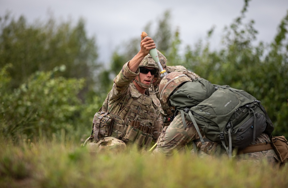 Soldiers with 86th IBCT, Vermont Army National Guard Participate in a Live Combined Arms Exercise