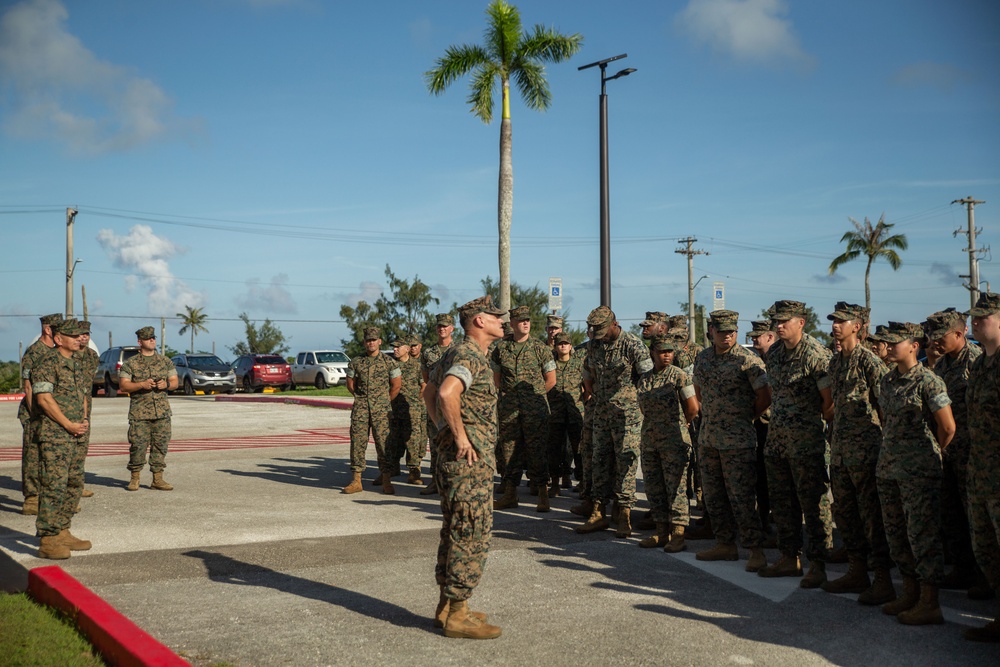 Commander, Sergeant Major, MCIPAC visit MCBCB