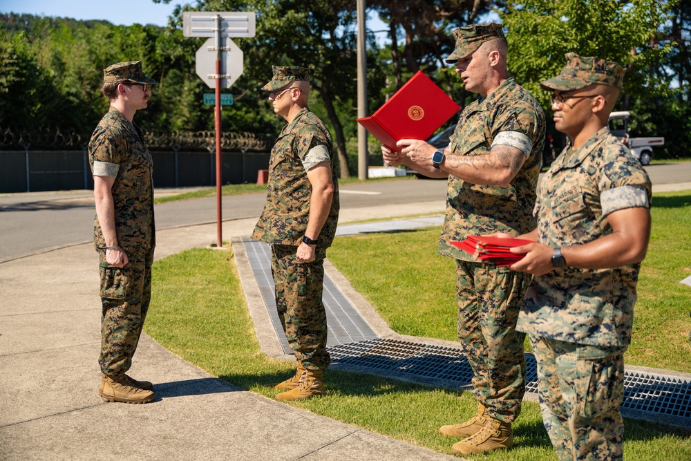 Fair Winds and Following Seas | U.S. Marines and Civilians receive awards