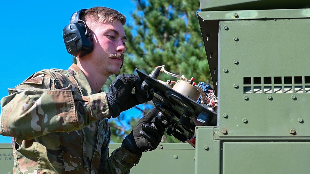 123rd Air Control Squadron Supports Northern Lightning Alongside Estonian Cyber Soldier