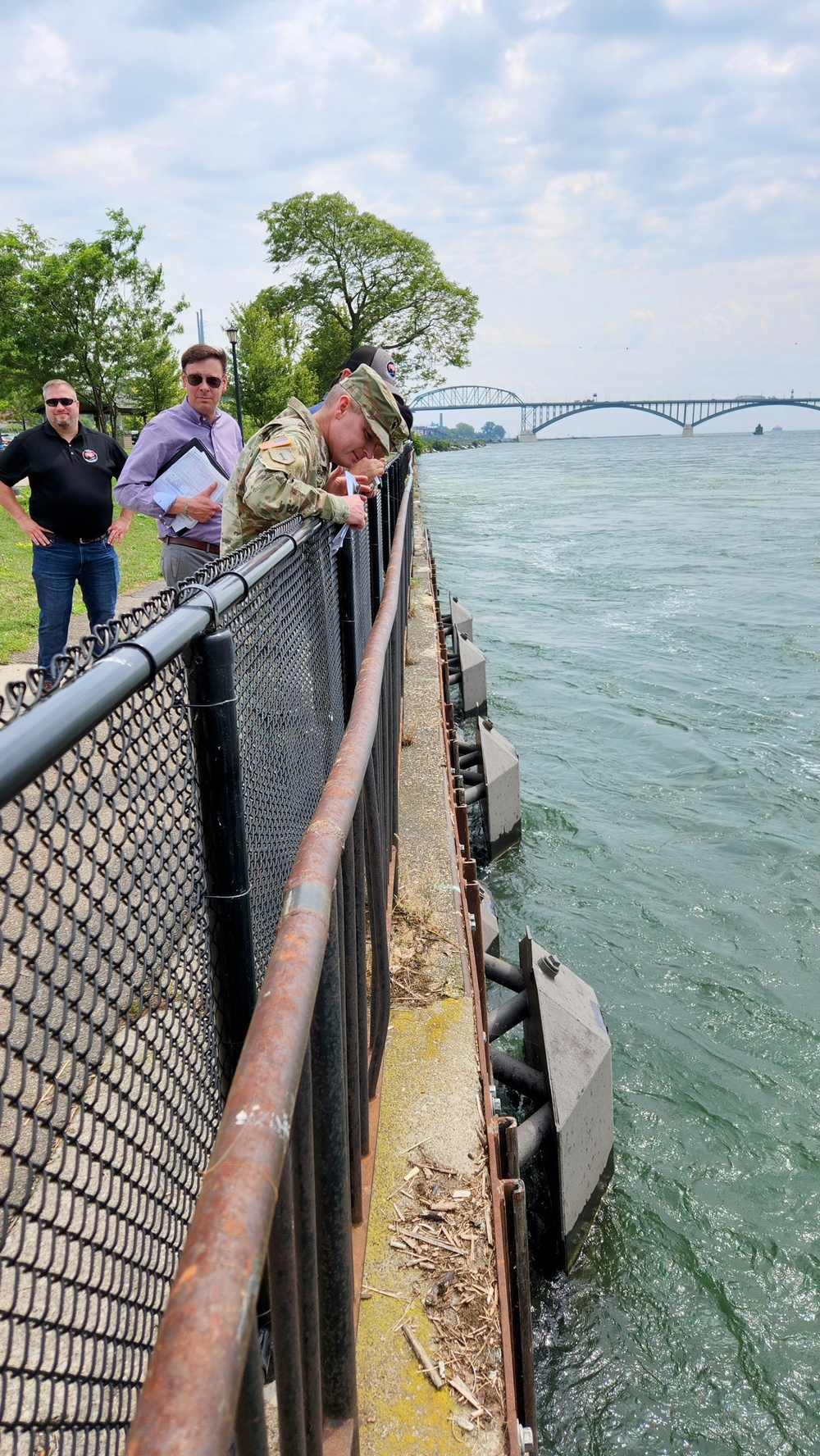 USACE Buffalo District Command Team Visits Emerald Shiner Project