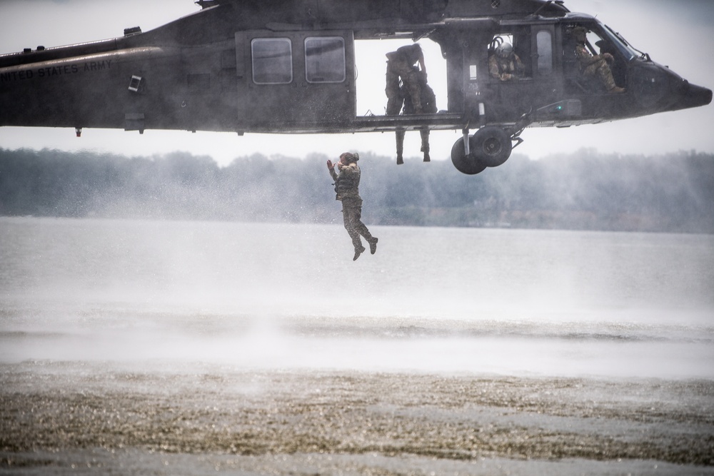 911th Helocast Training
