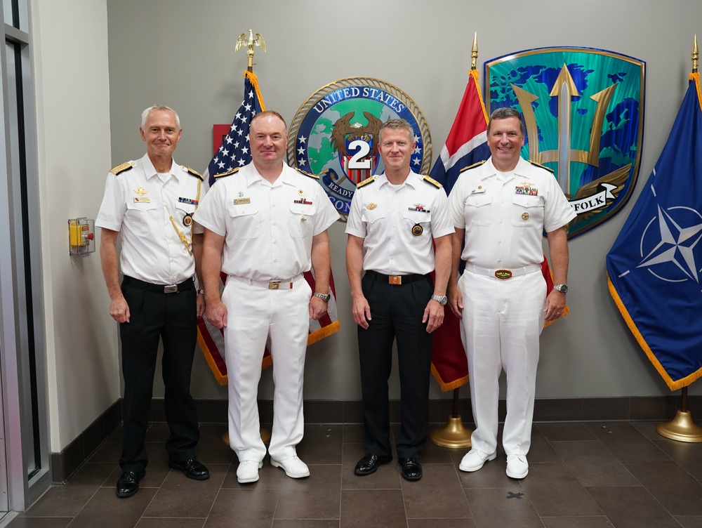 Vice Commander, U.S. Second Fleet, Meets with Rear Adm. Berdal of Norwegian Navy