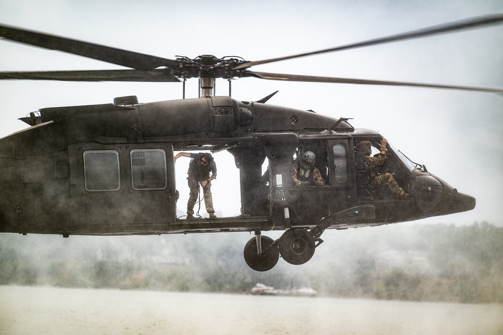 911th Helocast Training