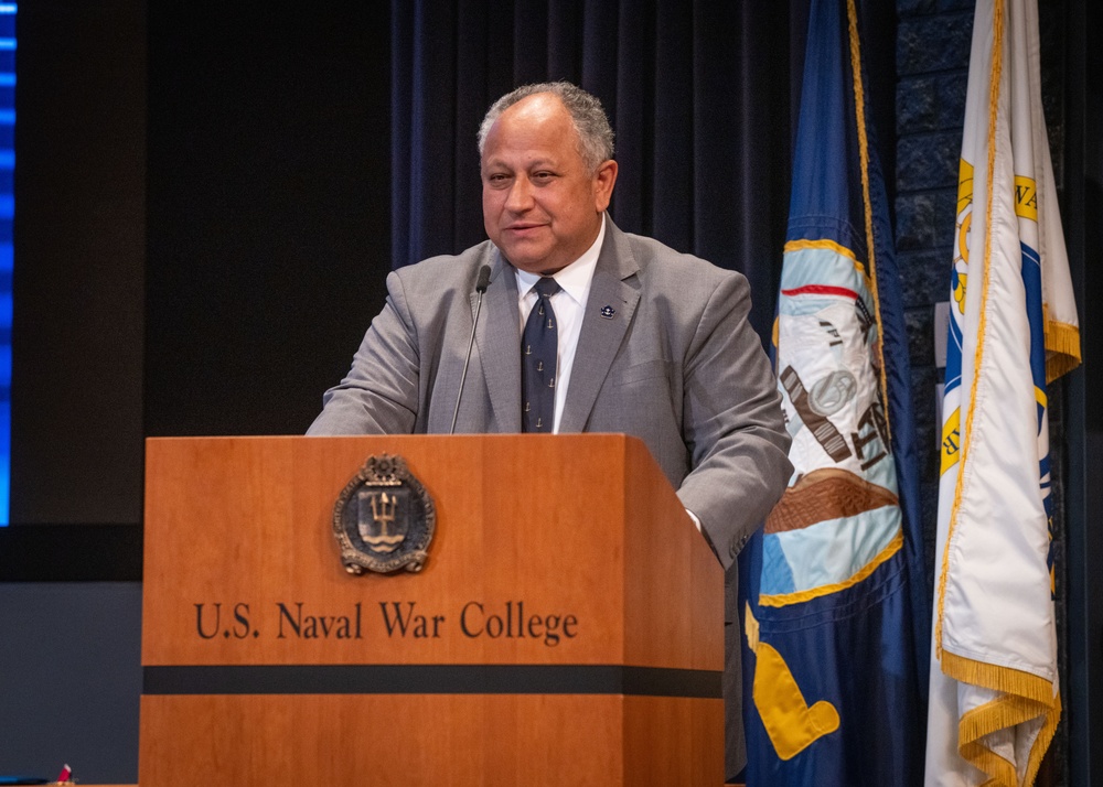 Naval War College welcomes 59th President