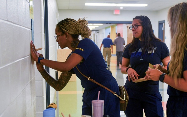 NORFOLK SAILORS VOLUNTEER AT LOCAL SCHOOLS