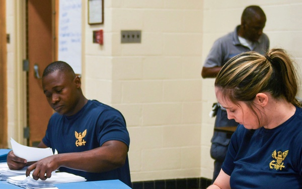 NORFOLK SAILORS VOLUNTEER AT LOCAL SCHOOLS
