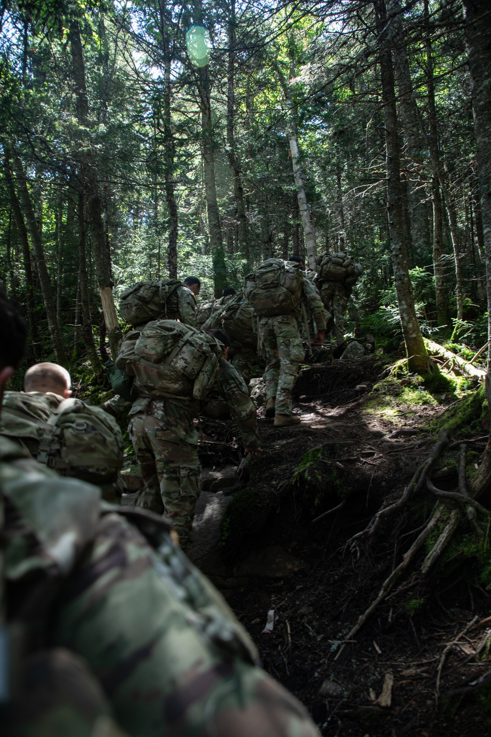 10th Mountain Soldiers climb Lower Wolfjaw Mountain