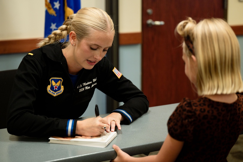 Lt Marsh Visits Buckley Space Force Base