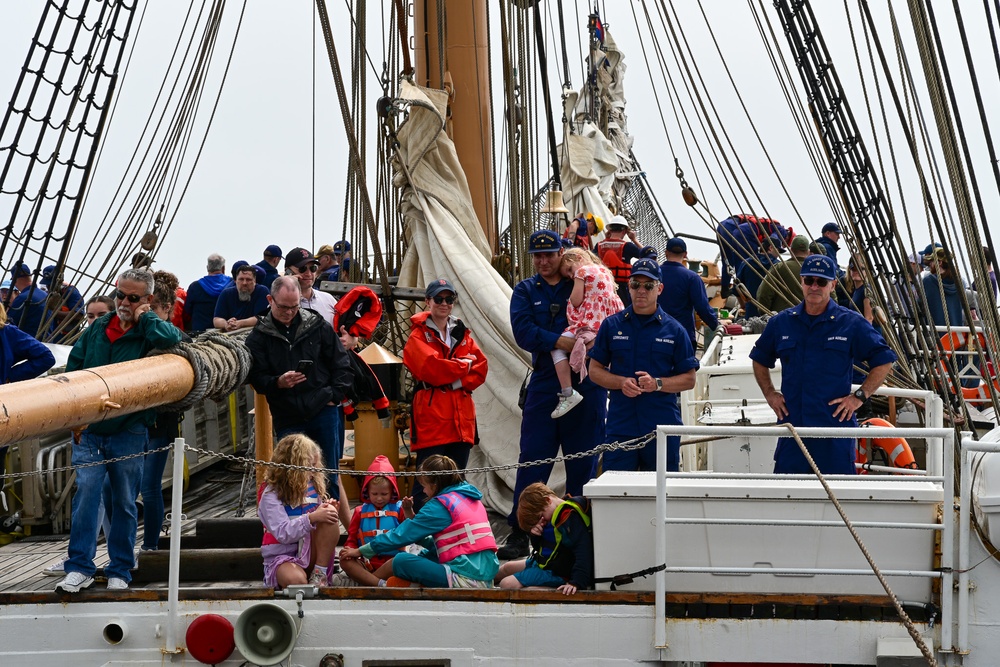 Eagle sails into Boston