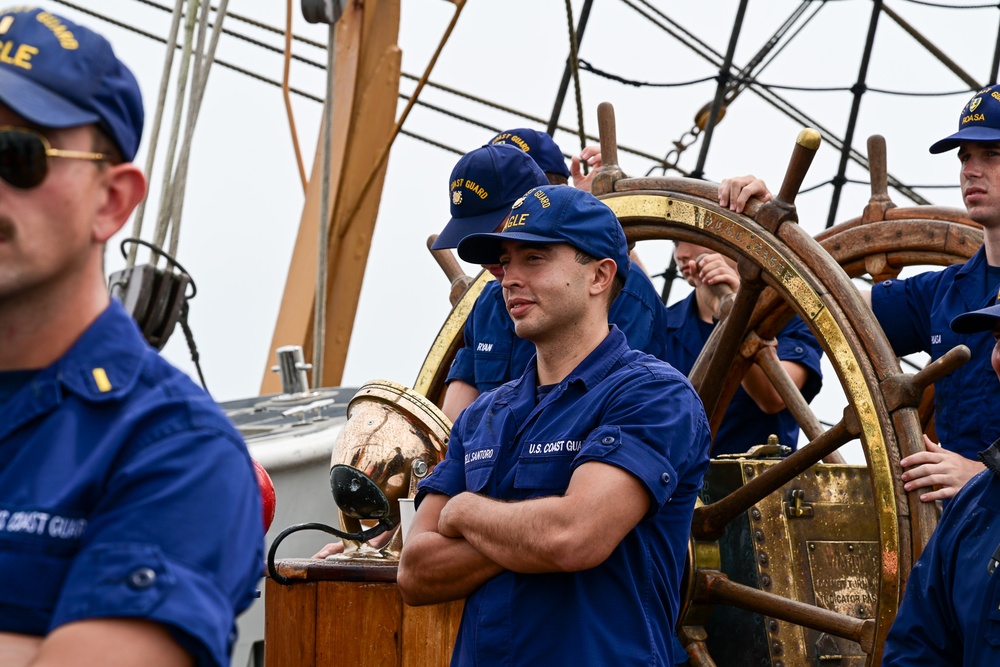 Eagle sails into Boston