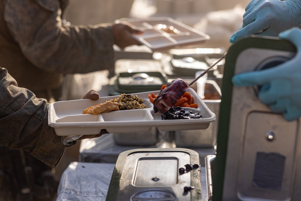 MRF-D 24.3: 2nd Bn., 5th Marines (Rein.), Marines eat hot chow during Exercise Predator’s Run 24